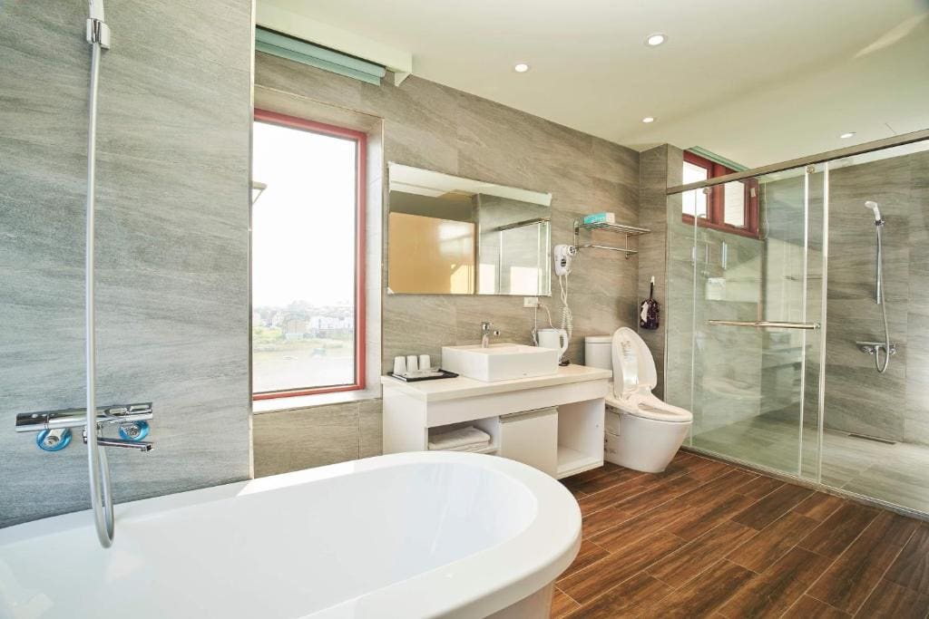 Standard Triple Room room - Image 3