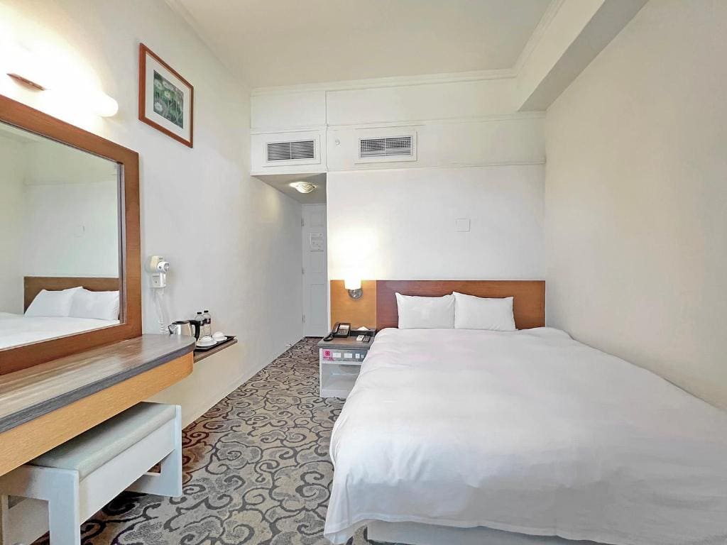 Standard Double Room room - Image 3