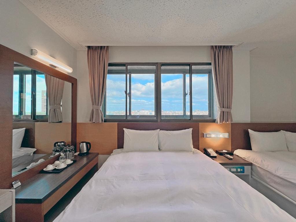 Quadruple Room room - Image 2