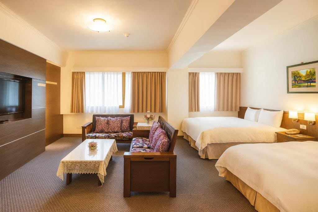 Deluxe Suite room - Image 1