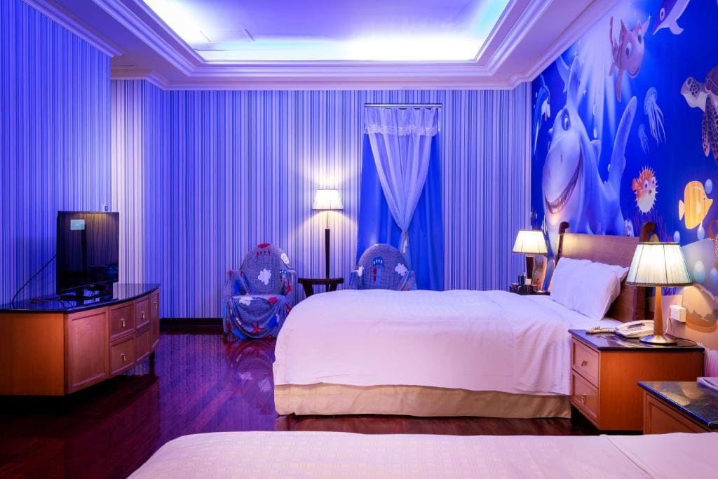 Quadruple Room with Bath room - Image 3
