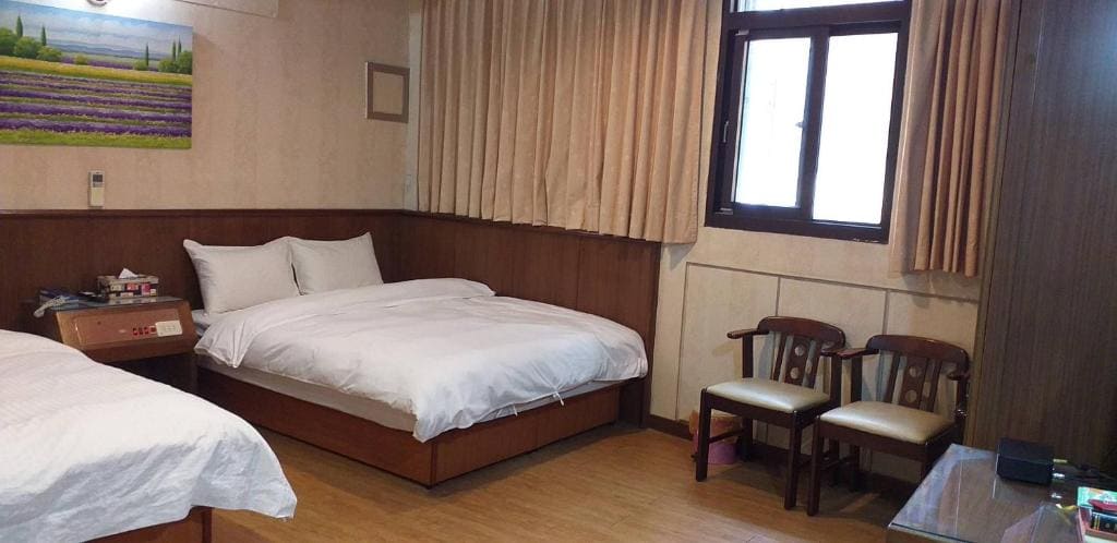 Quadruple Room room - Image 2