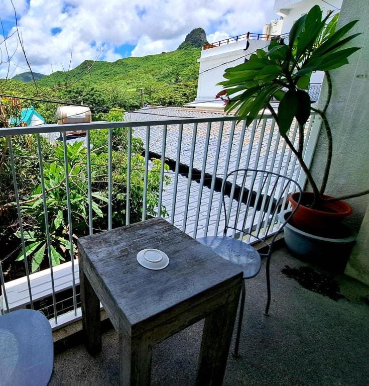 Standard Double Room with Balcony room - Image 3