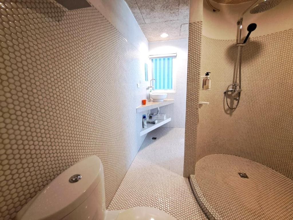 Standard Double Room with Balcony room - Image 2