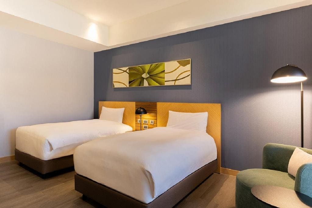 Deluxe Twin Room room - Image 1