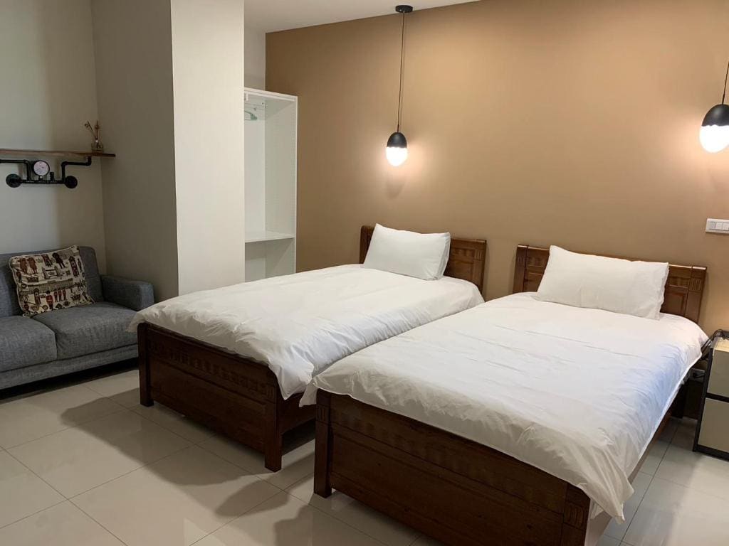 Economy Double Room room - Image 3