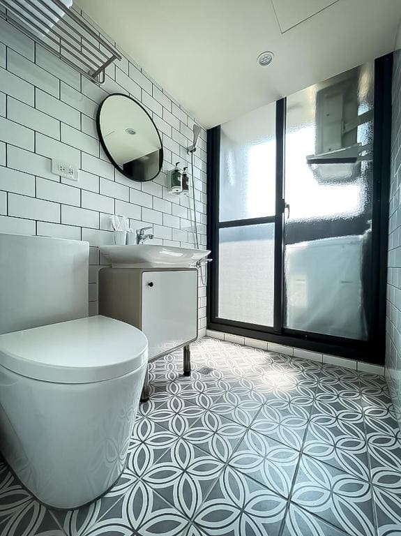 Double Room with Private Bathroom room - Image 2