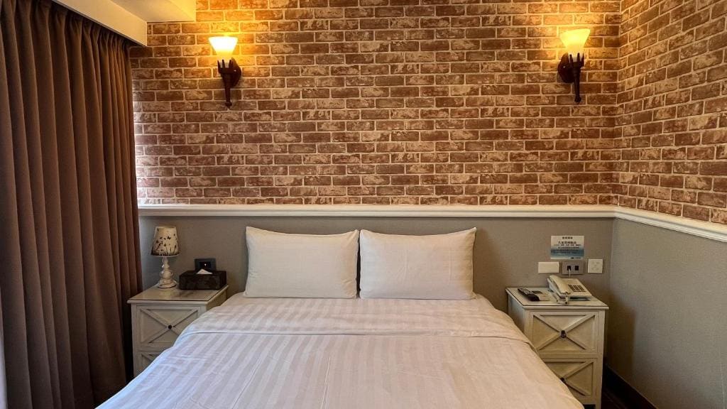 Standard Double Room room - Image 2