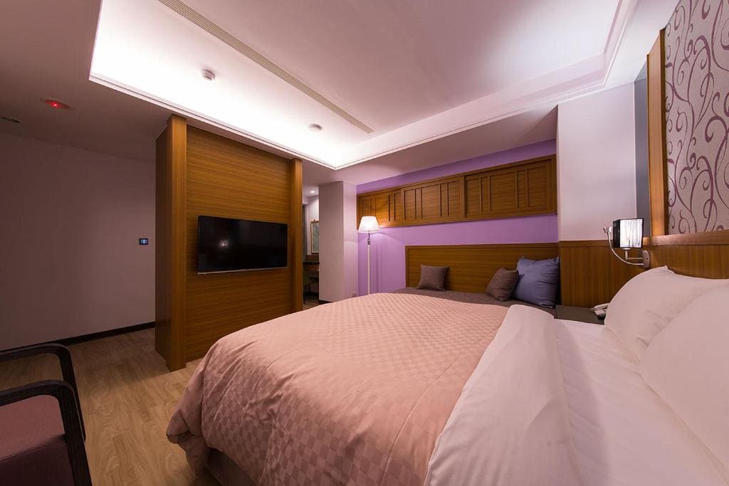 Large Double Room room - Image 3