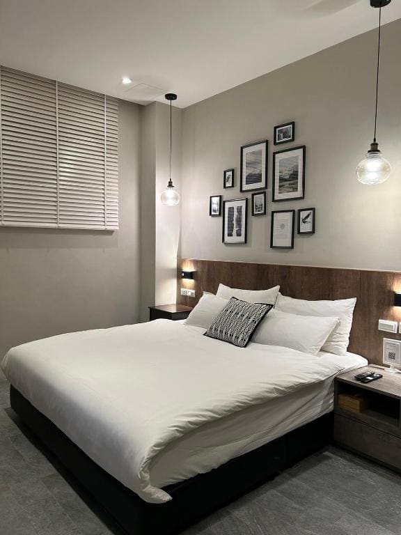 Queen Room room - Image 2