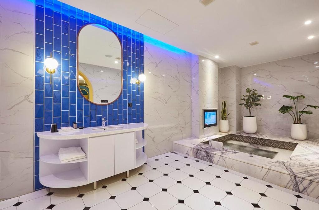 Superior Double Room room - Image 3