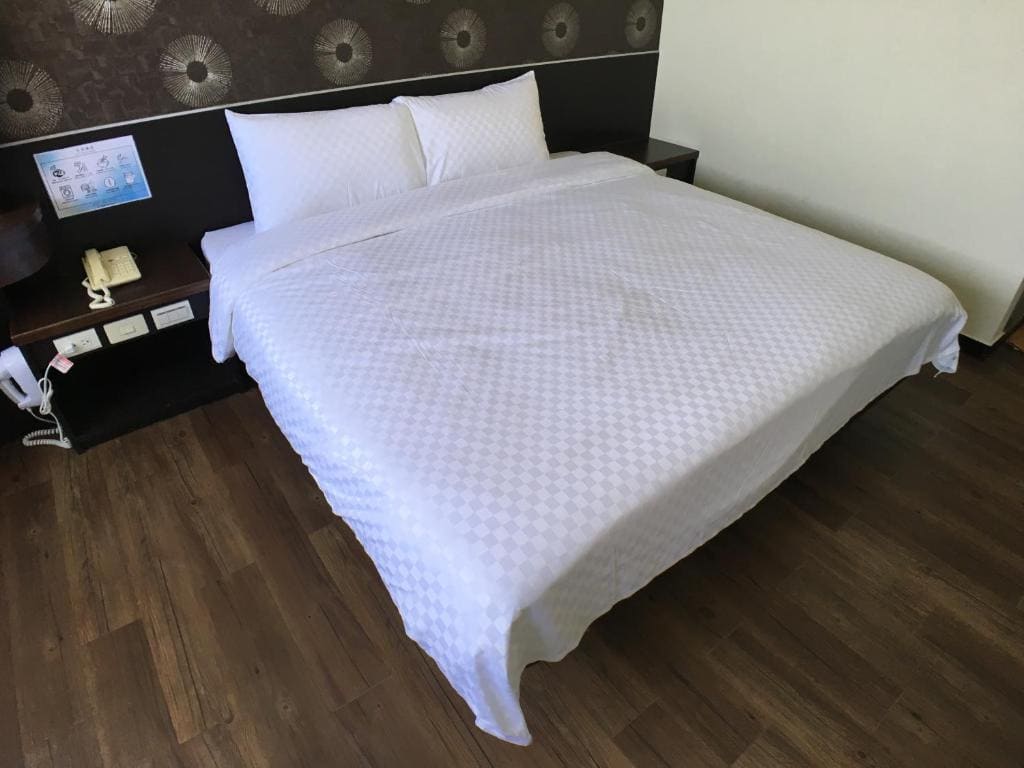 Deluxe Double Room with Sea View room - Image 3