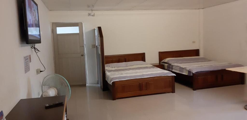 Family Room with Shower room - Image 1