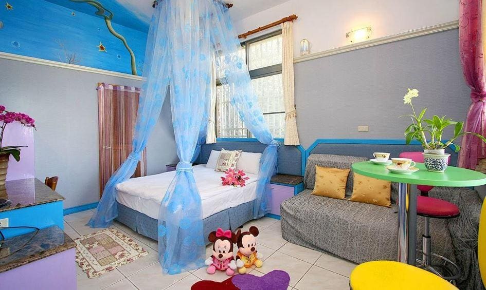Double Room with Shower room - Image 3