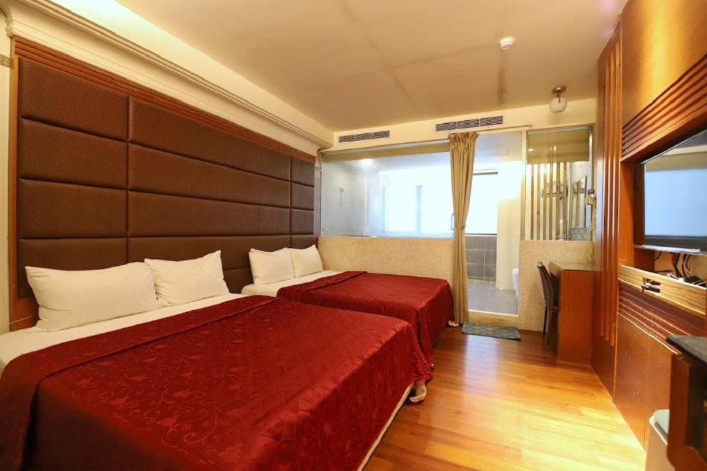 Double Room with Mountain View room - Image 2