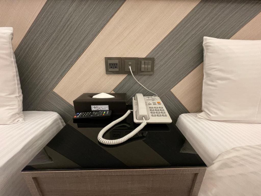 Standard Twin Room room - Image 1