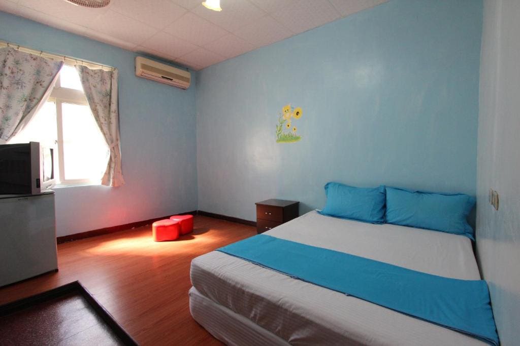 Economy Double Room room - Image 3