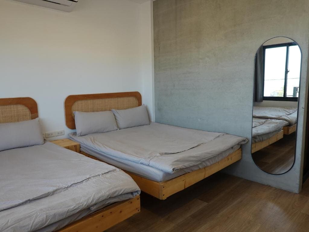 Quadruple Room with Sea View room - Image 2