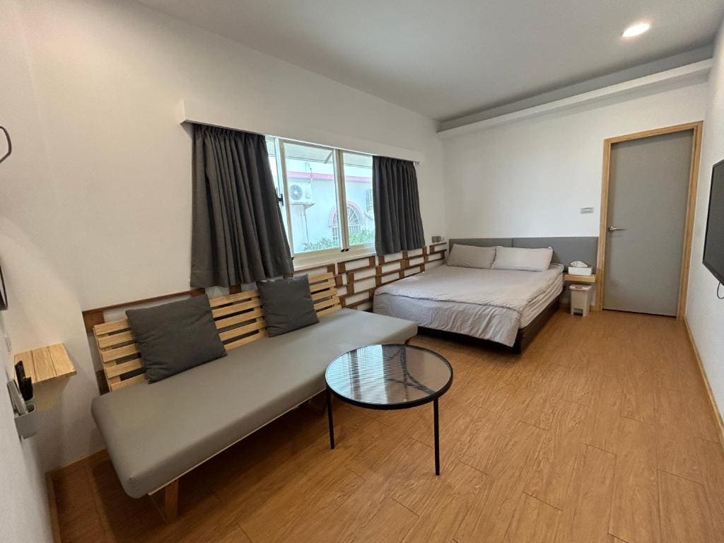 Standard Double Room room - Image 2