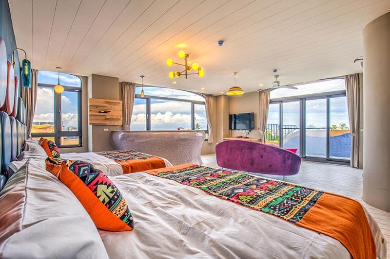 Luxury Quadruple Room room - Image 1