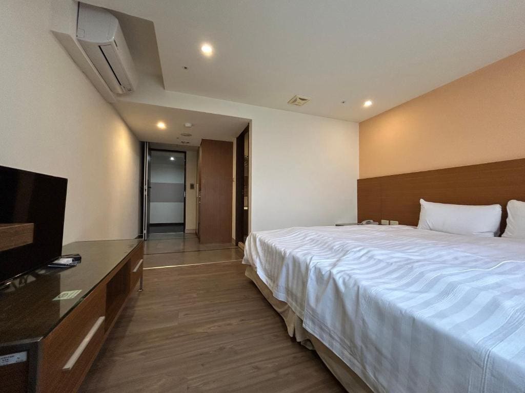 Standard Double Room room - Image 3