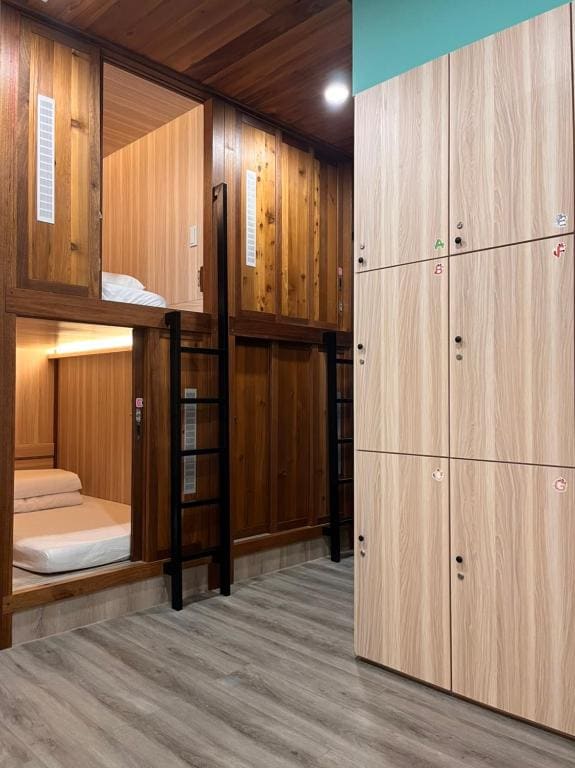 Bunk Bed in Mixed Dormitory Room - No Parking room - Image 2