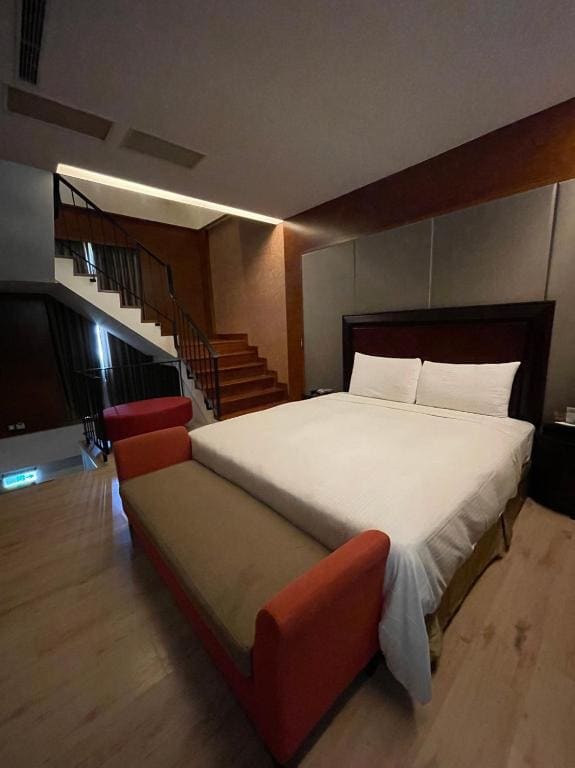 Duplex Quadruple Room room - Image 3