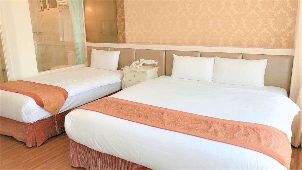 Comfort Triple Room room - Image 3