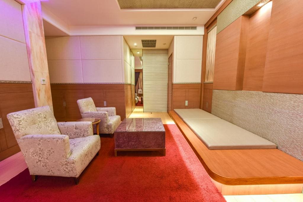 Deluxe Double Room room - Image 2