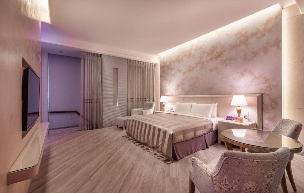 Standard Queen Room room - Image 1