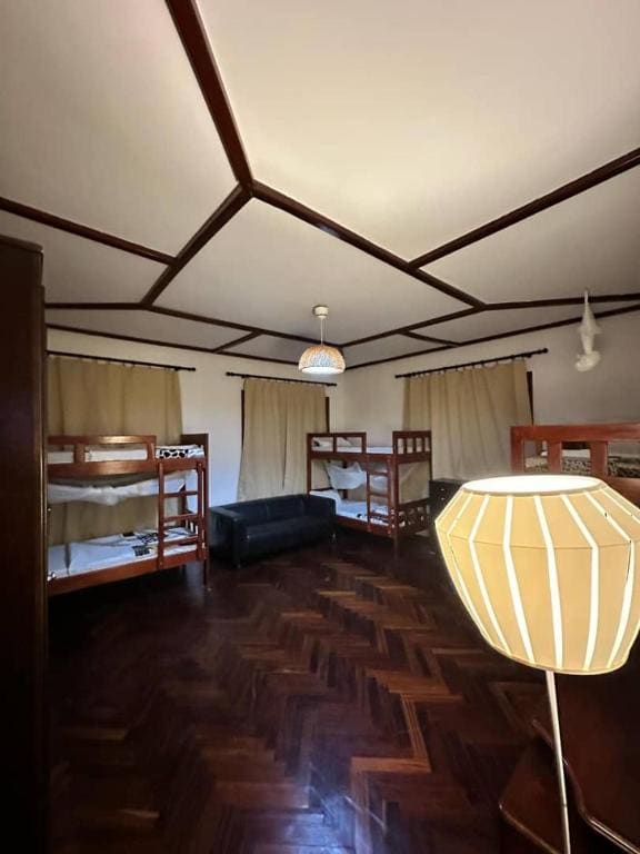 Classic Quadruple Room room - Image 3