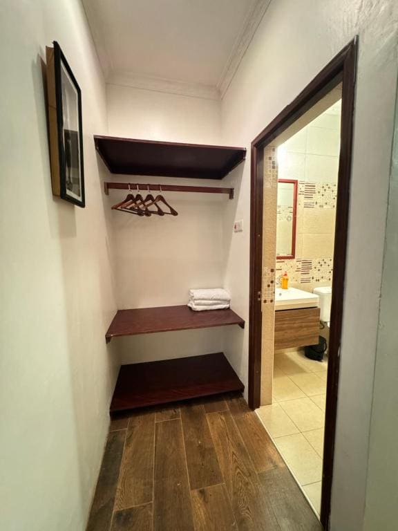 Deluxe King Room room - Image 3