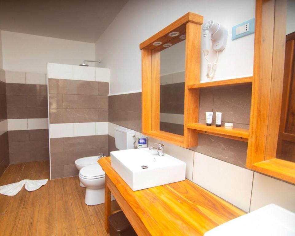 Double Room with Garden View room - Image 2