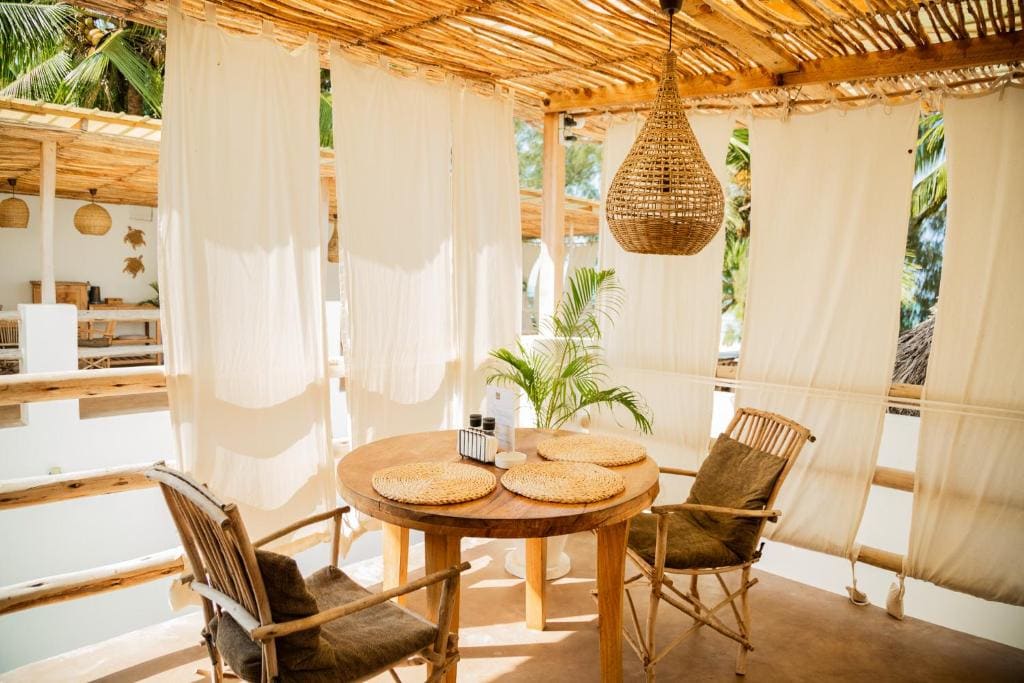 Deluxe Double Room with Balcony and Sea View room - Image 1