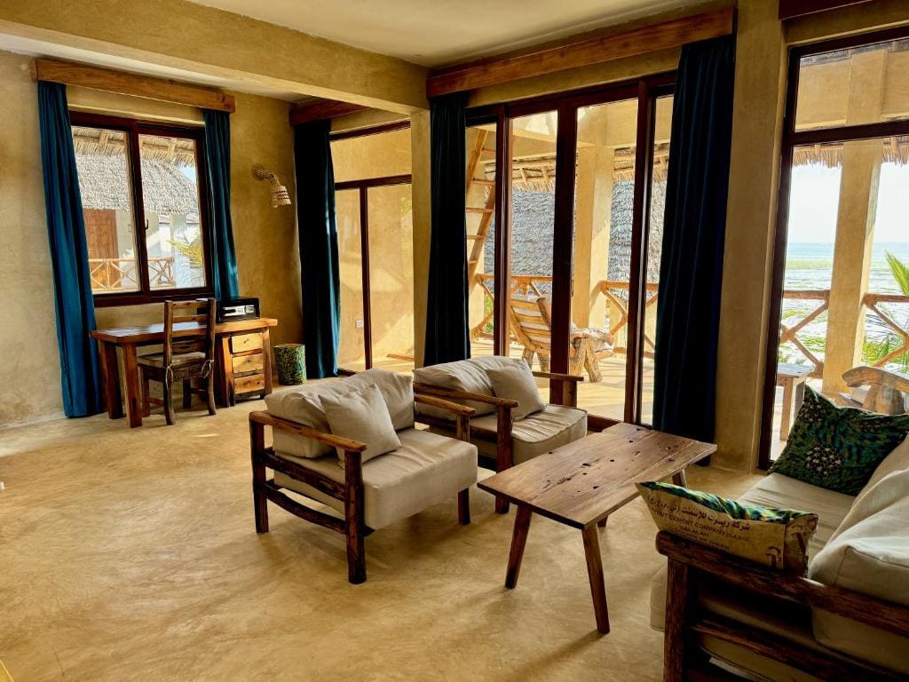 Executive Suite room - Image 3