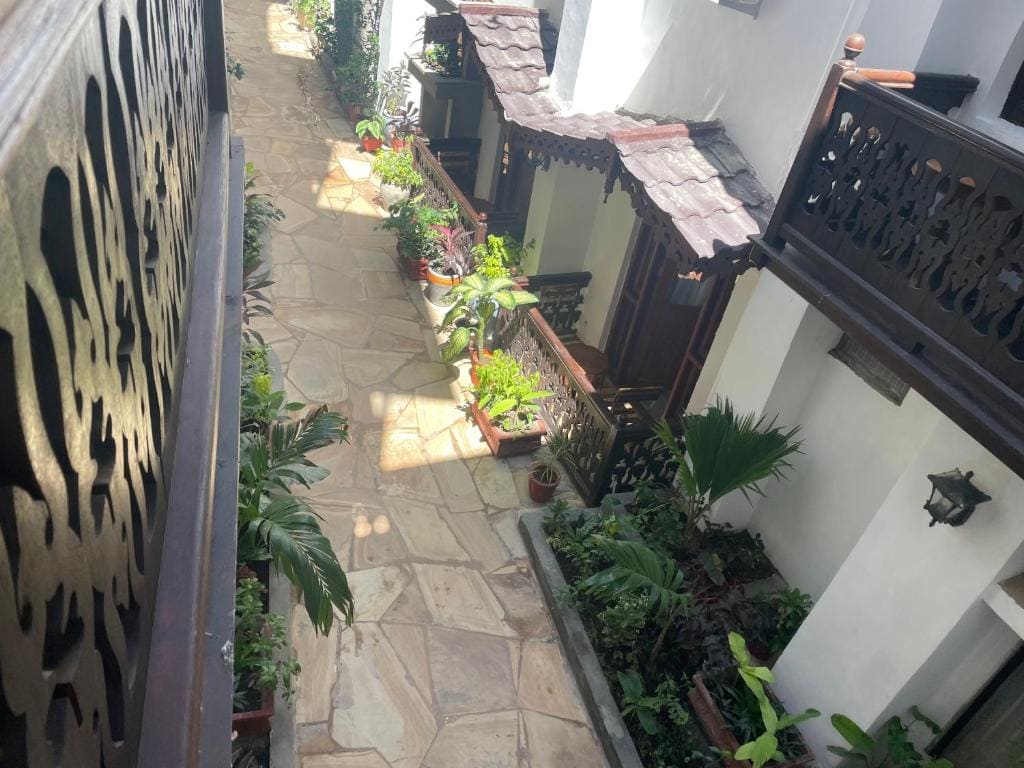 Superior Twin Room with Garden View room - Image 3