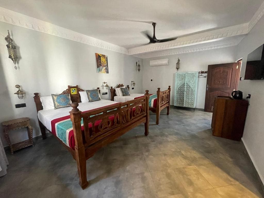 Twin Room with Garden View room - Image 2
