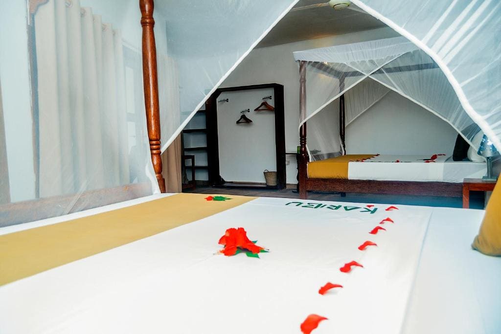 Triple Room with View room - Image 1