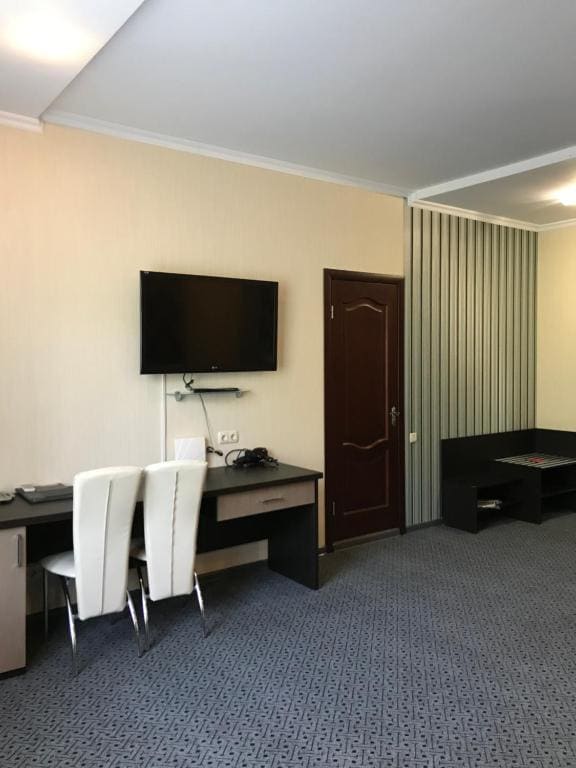 Suite with Balcony room - Image 2