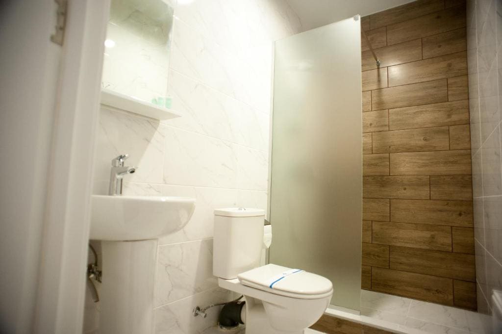 Junior Suite with Balcony room - Image 3