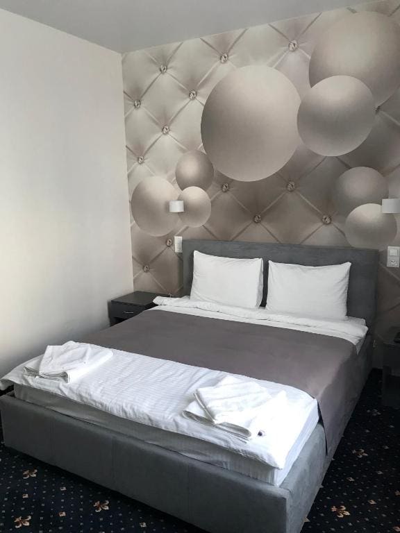 Standard Double Room room - Image 3