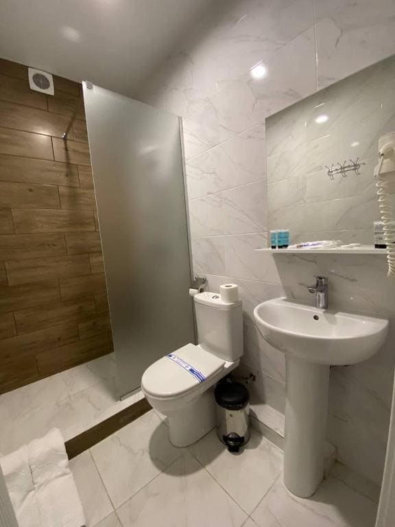 Suite with Balcony room - Image 3