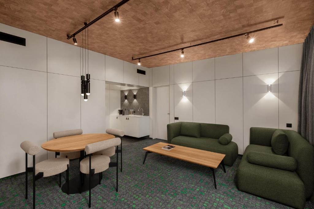 Two-Bedroom Chalet room - Image 2