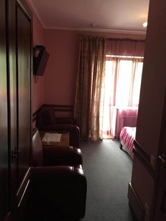 Double Room with Private Bathroom room - Image 1