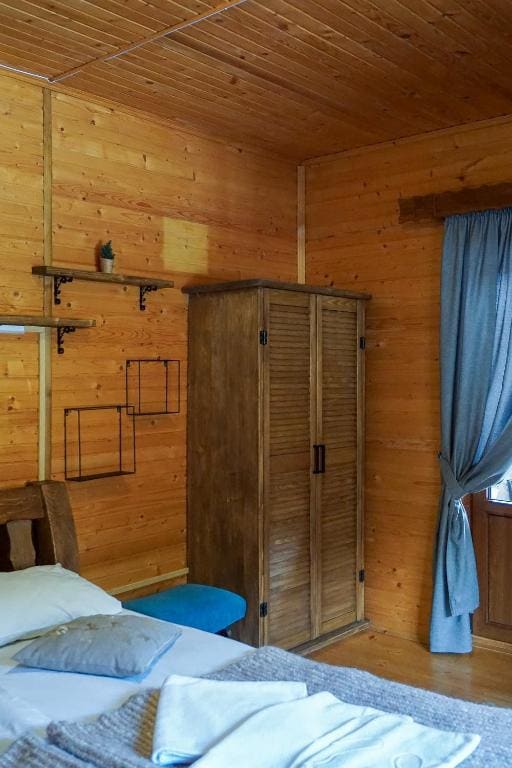 Standard Triple Room room - Image 2