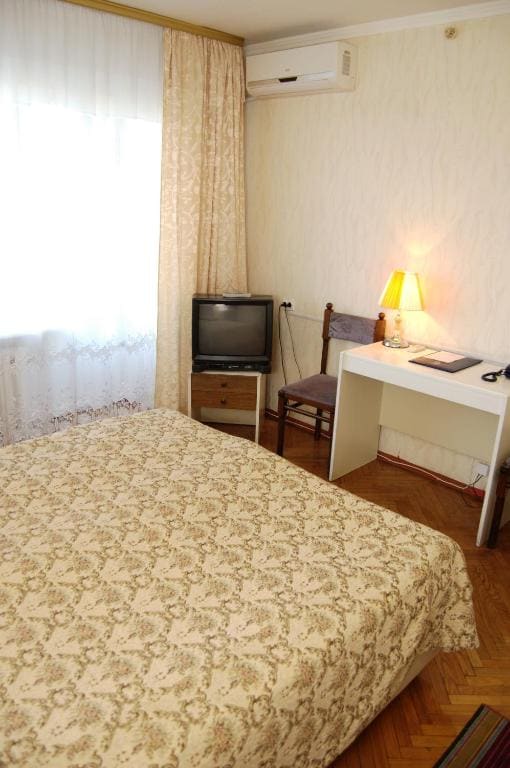Economy Double Room room - Image 3