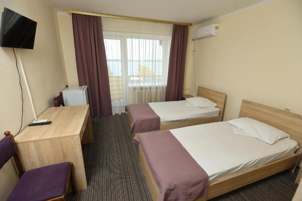 Standard Twin Room room - Image 2