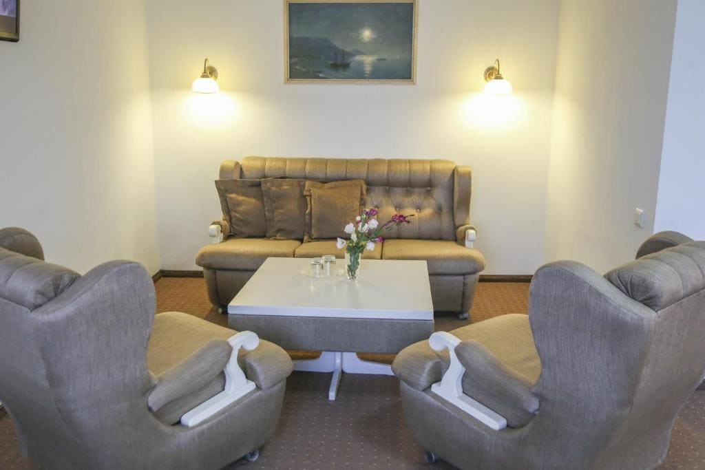 Suite room - Image 1