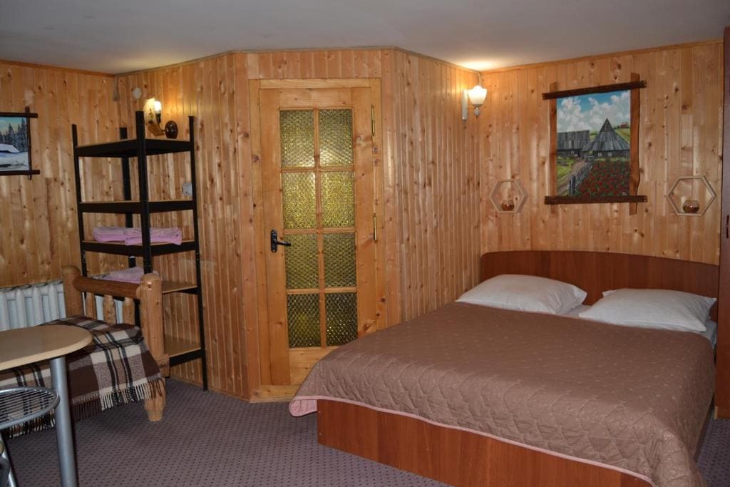 Triple Room with Shower room - Image 3
