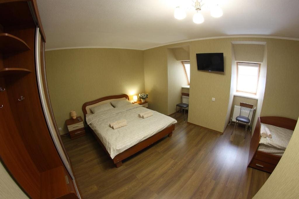 Classic Triple Room room - Image 1